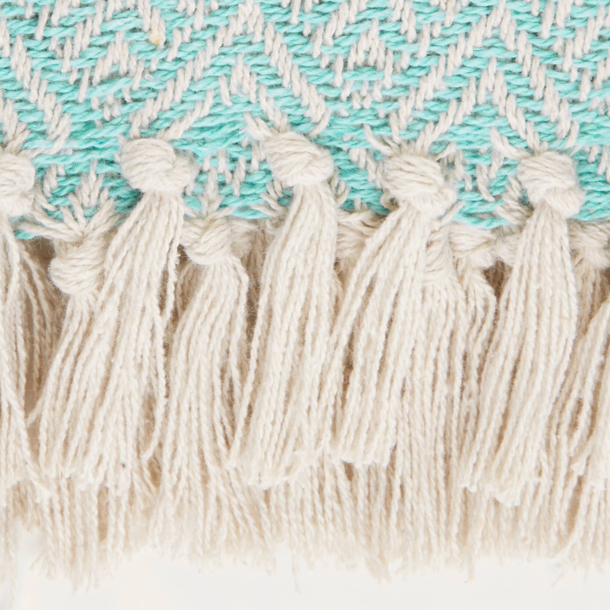 DII® Diamond Throw